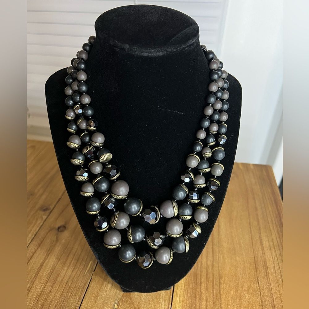 New Premier Designs “Crowd Pleaser” Three Strand Necklace
